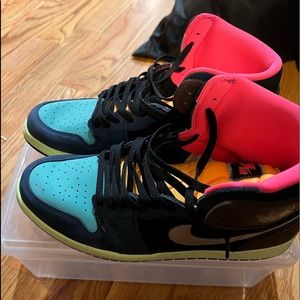 Air Jordan 1 bio hack like new worn a few times